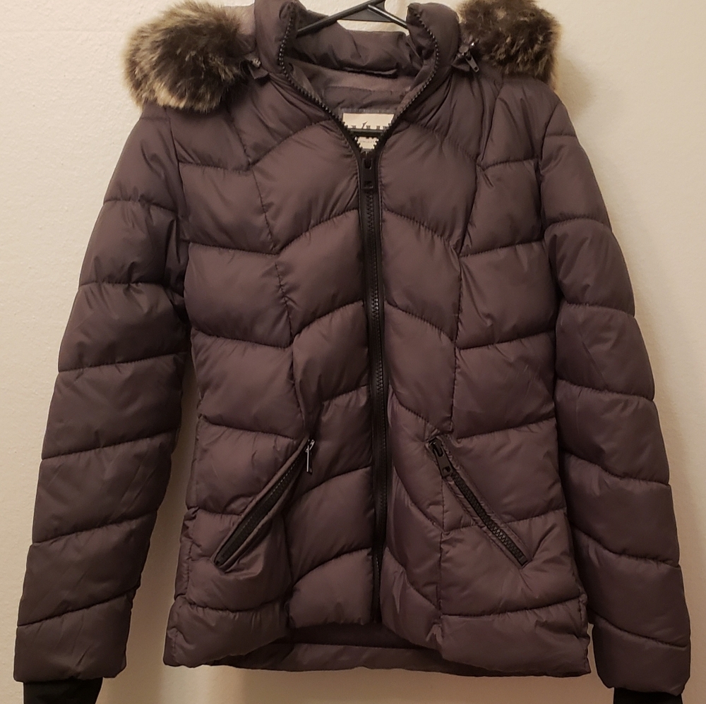 YMI Women's Puffer Coat with Faux Fur Trim Hood (Hood Detachable)